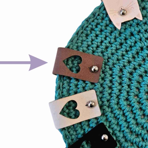 Label groß mit ausgestanztem Herz Farbe Braun